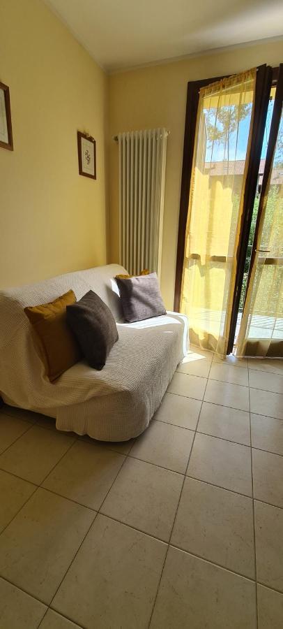 Casa Mirella - Appartamento Zona Bellagio Magreglio Exterior foto